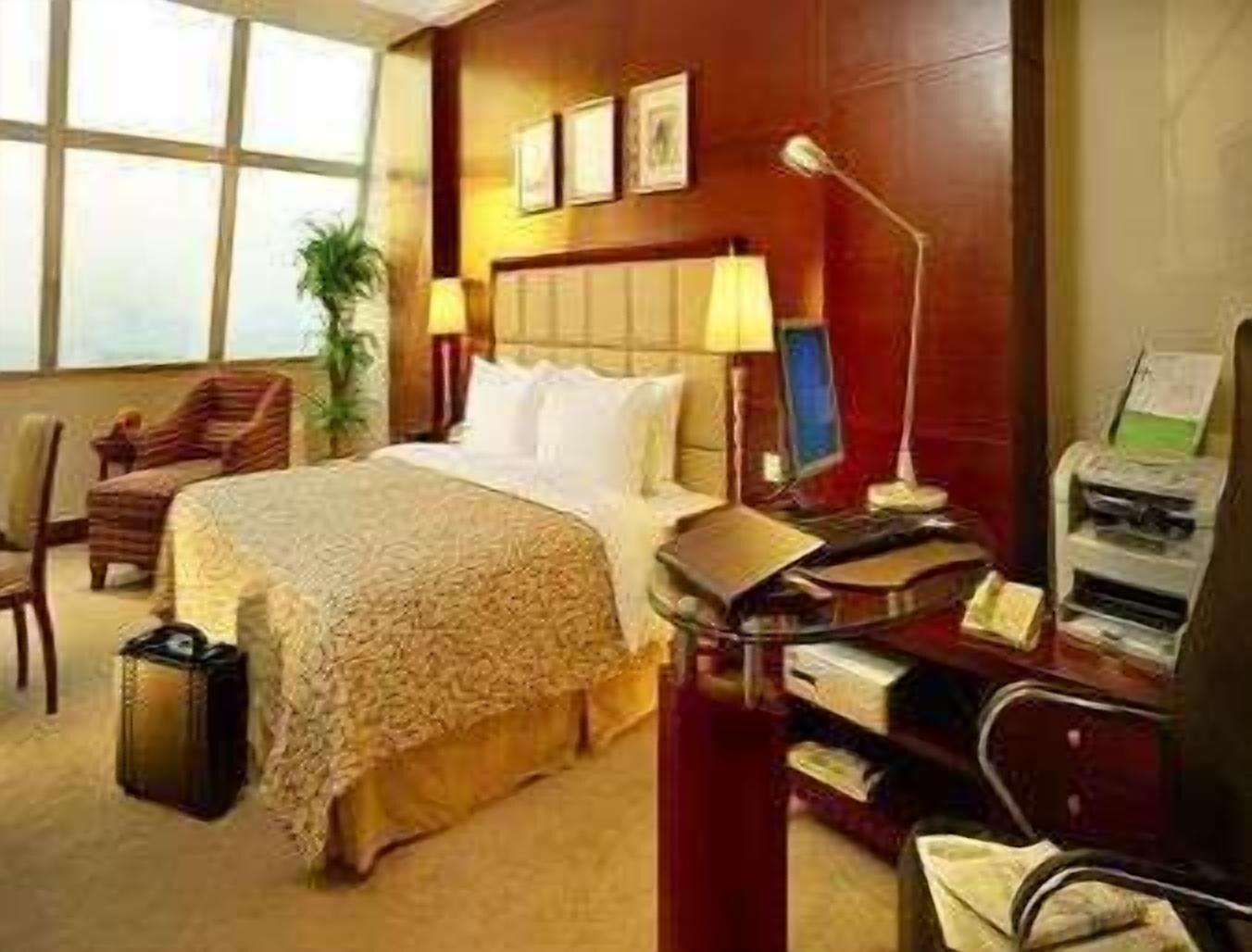 Ramada Plaza Optics Valley Hotel Wuhan Rum bild